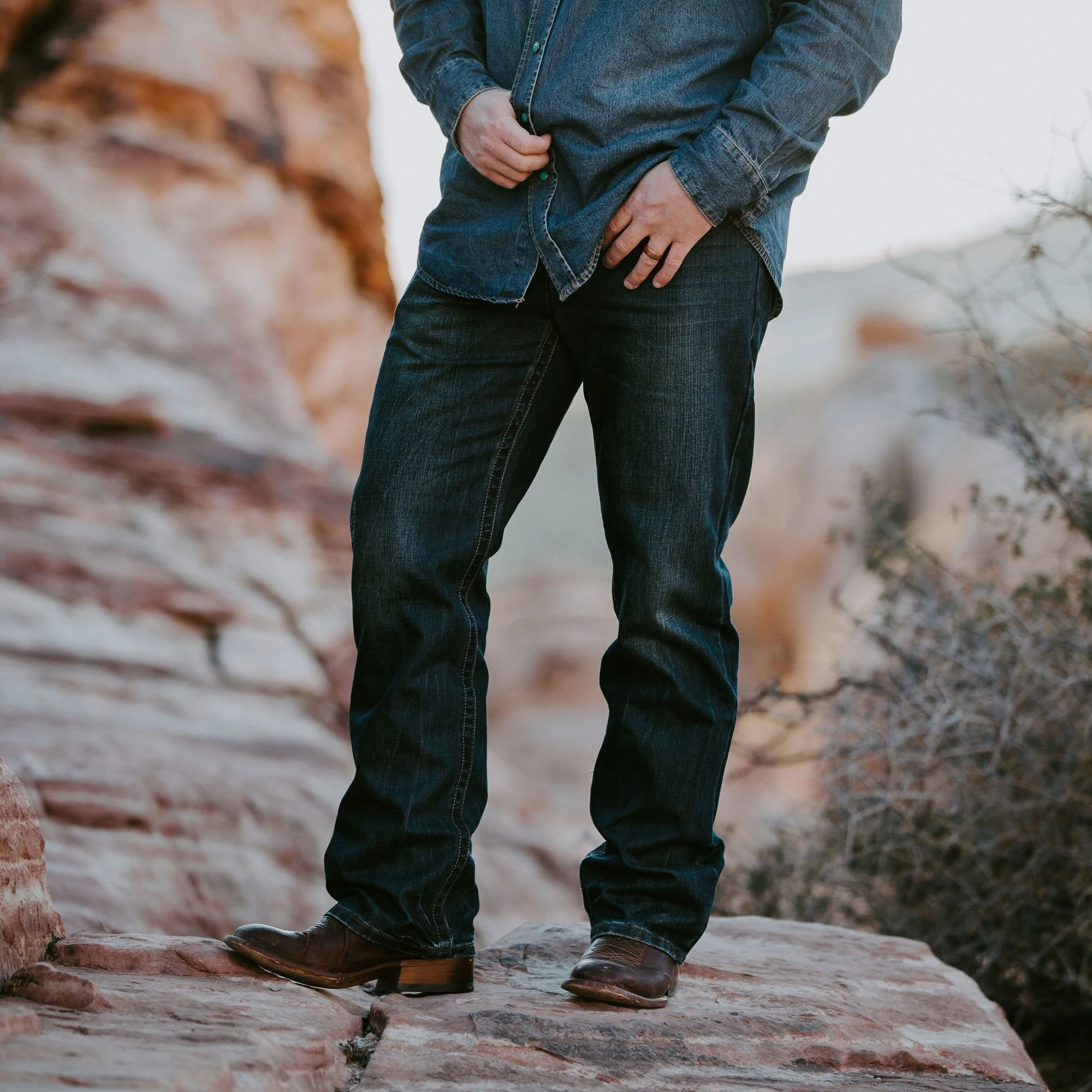 1312 Fit Jeans With a Pieced Back Pocket - Image 3