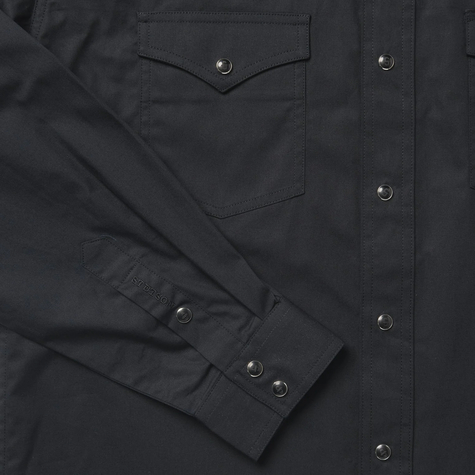Classic Western Shirt in Black - Image 7