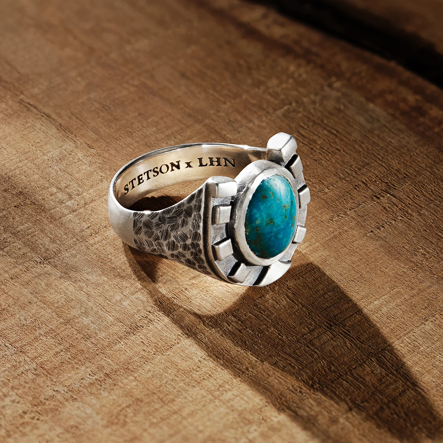 Horseshoe Ring with Turquoise - Image 3